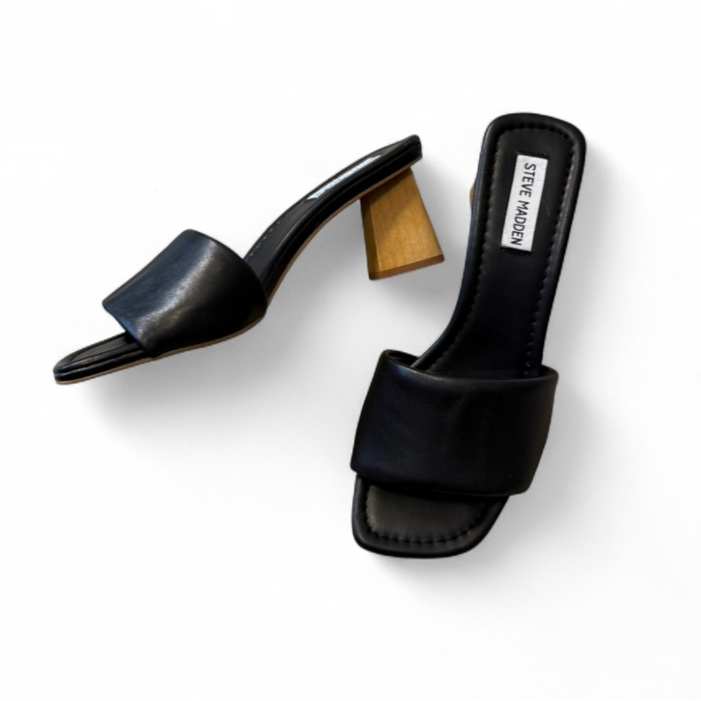 Steve Madden "Saged" Black Leather Slide‎ Sandals